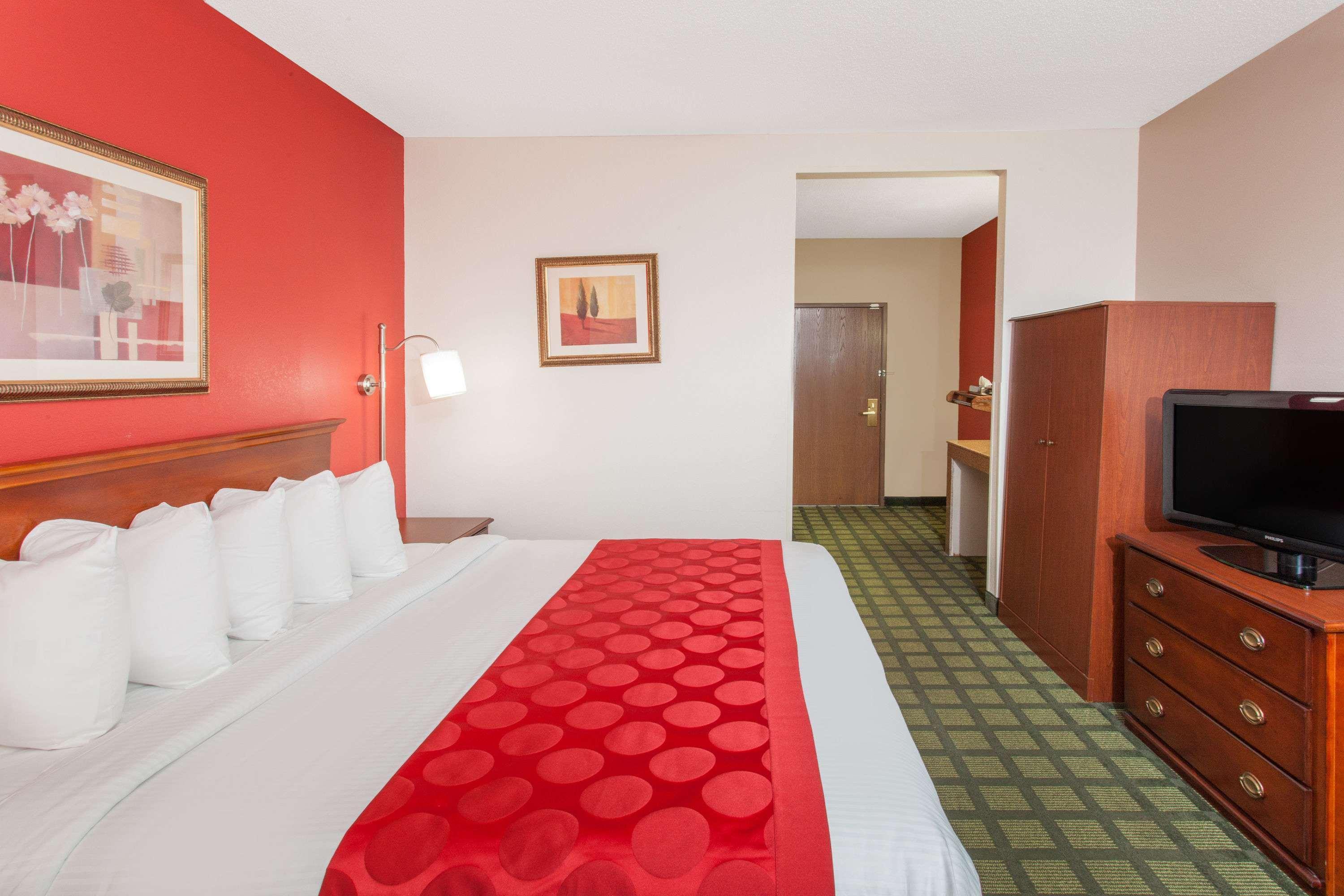 Ramada Limited Decatur Hotell Forsyth Eksteriør bilde